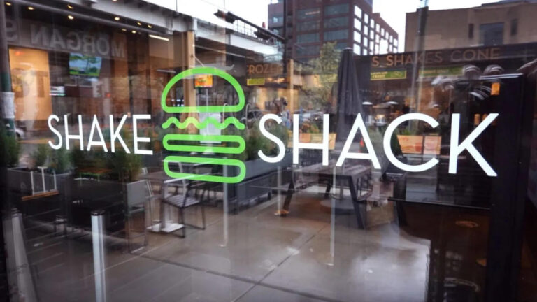 Shake Shack’s CFO Talks 1,500-Unit Goal, Drive-Through and Restaurant Expansion