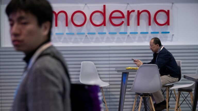 Moderna lowered its 2025 sales forecast by $1 billion.