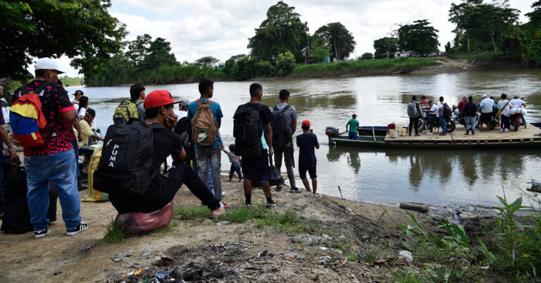 At least 80 dead amid fresh violence in Colombia