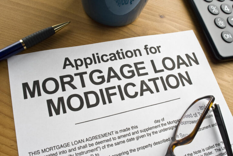 How to apply for a mortgage modification if you are struggling to pay the monthly payments