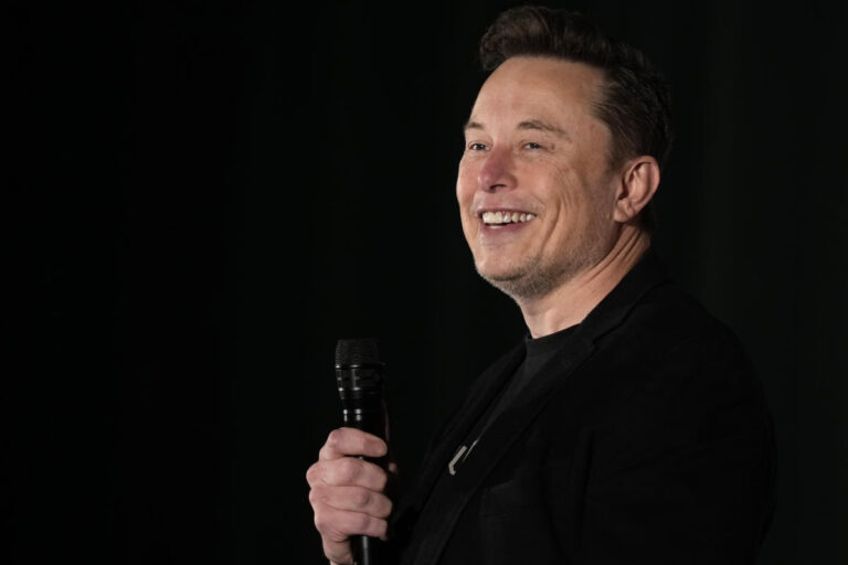 The SEC accused Elon Musk of failing to disclose ownership of Twitter in time before buying it