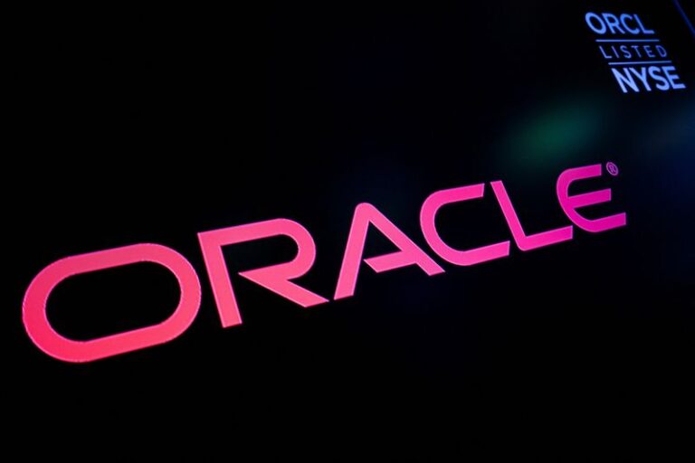 Oracle shares rose after Trump unveiled a $500 billion AI plan.