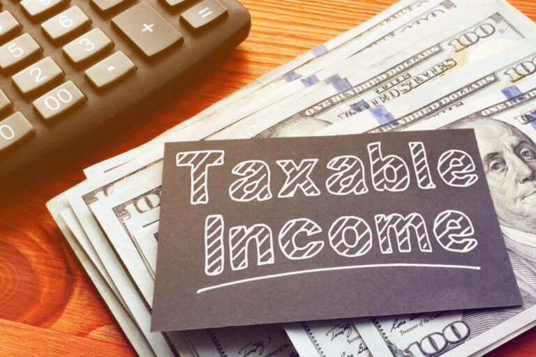 What is taxable income (and how to reduce it)?