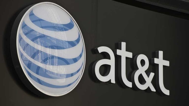 AT & T Stock: Q4 Revenue, Wireless Employees More Experts. The Telecom stock will be raised.