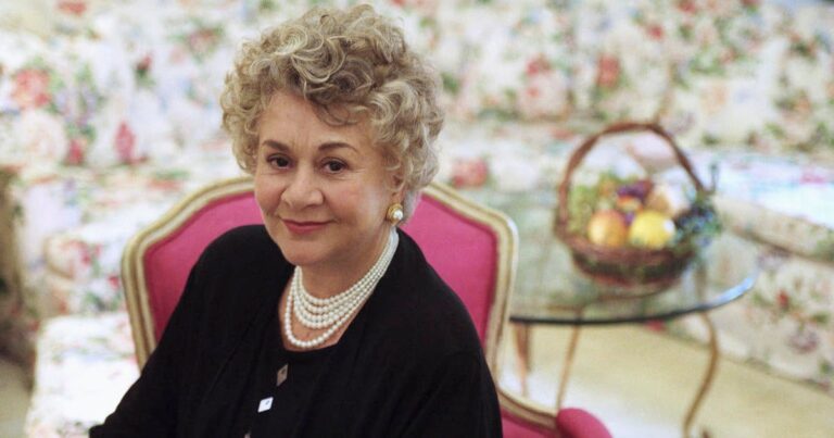 Dame Joan Plowitt, the Tony Award-winning British actress and widow of Laurence Olivier, has died aged 95.