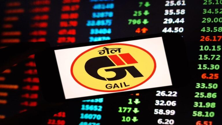 India’s GAIL settles $1.8 billion claim against SEFE over LNG delivery defaults.