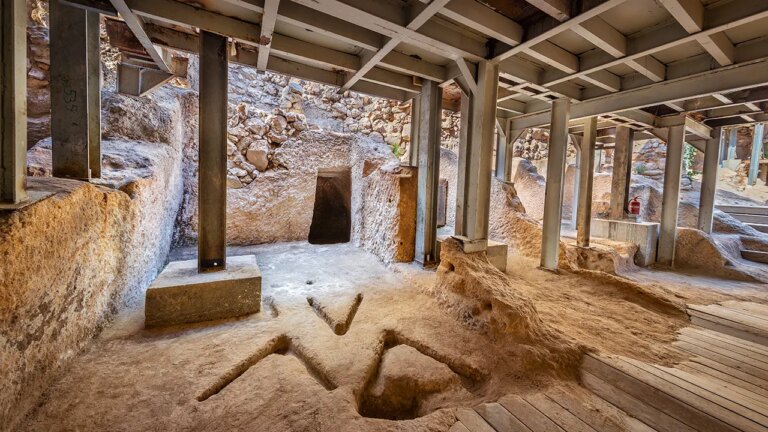 According to research, the structure found in the City of David in Jerusalem dates back to the first temple