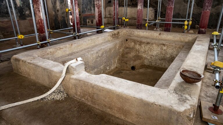 Excavation of ancient Pompeii revealed a beautiful private bathroom